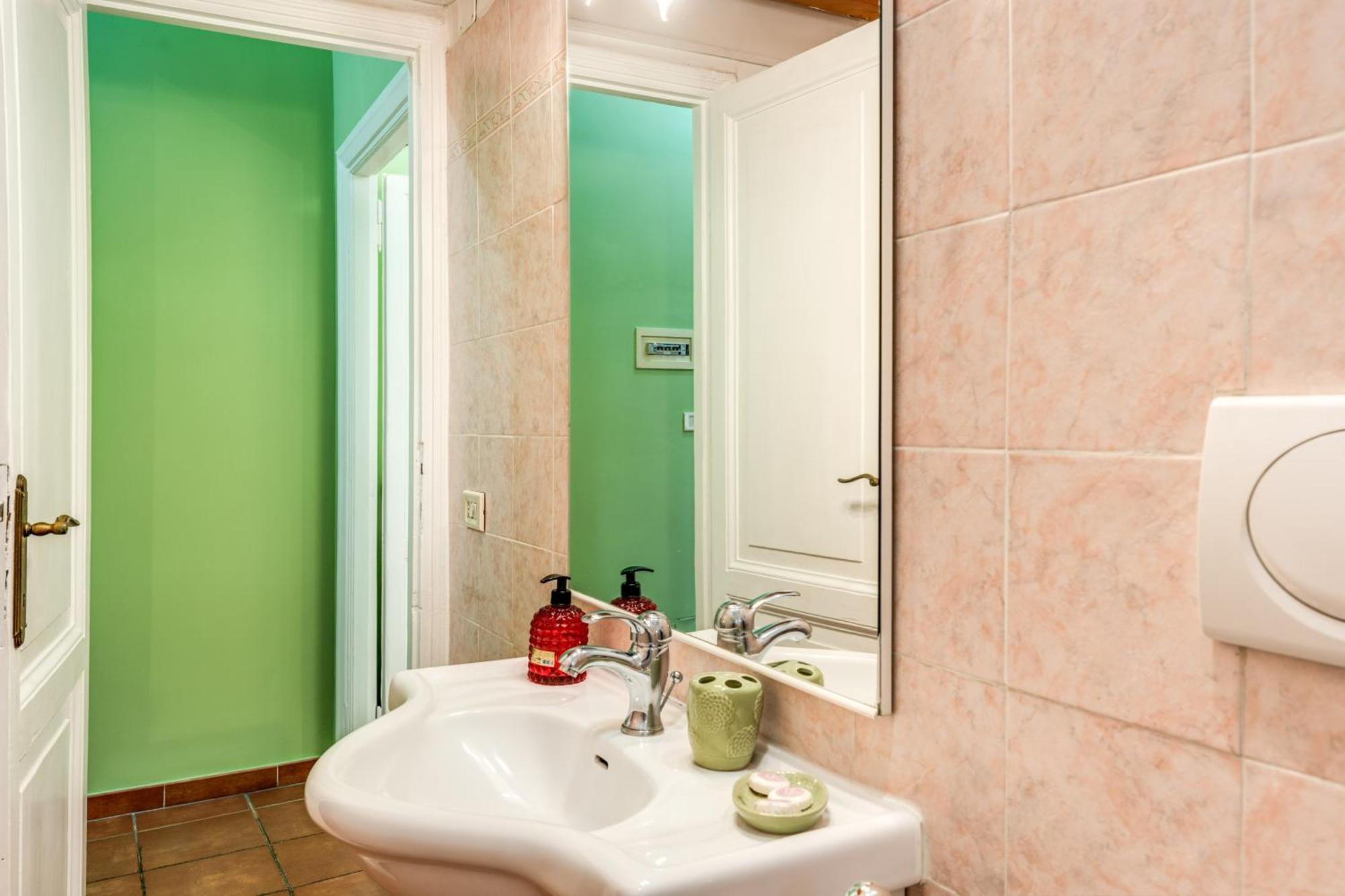 Lovely Flat In Testaccio Рим Экстерьер фото